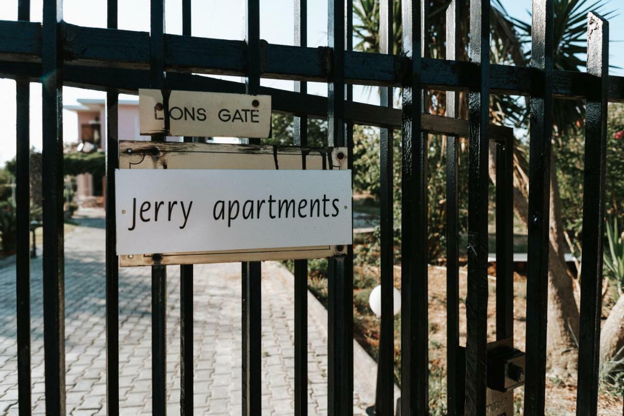 Jerry Apartments سفوروناتا المظهر الخارجي الصورة